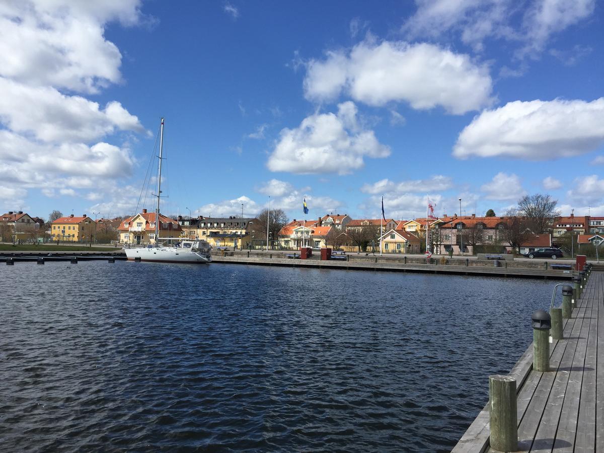 Hoejdens Lagprishotell Mönsterås Eksteriør billede